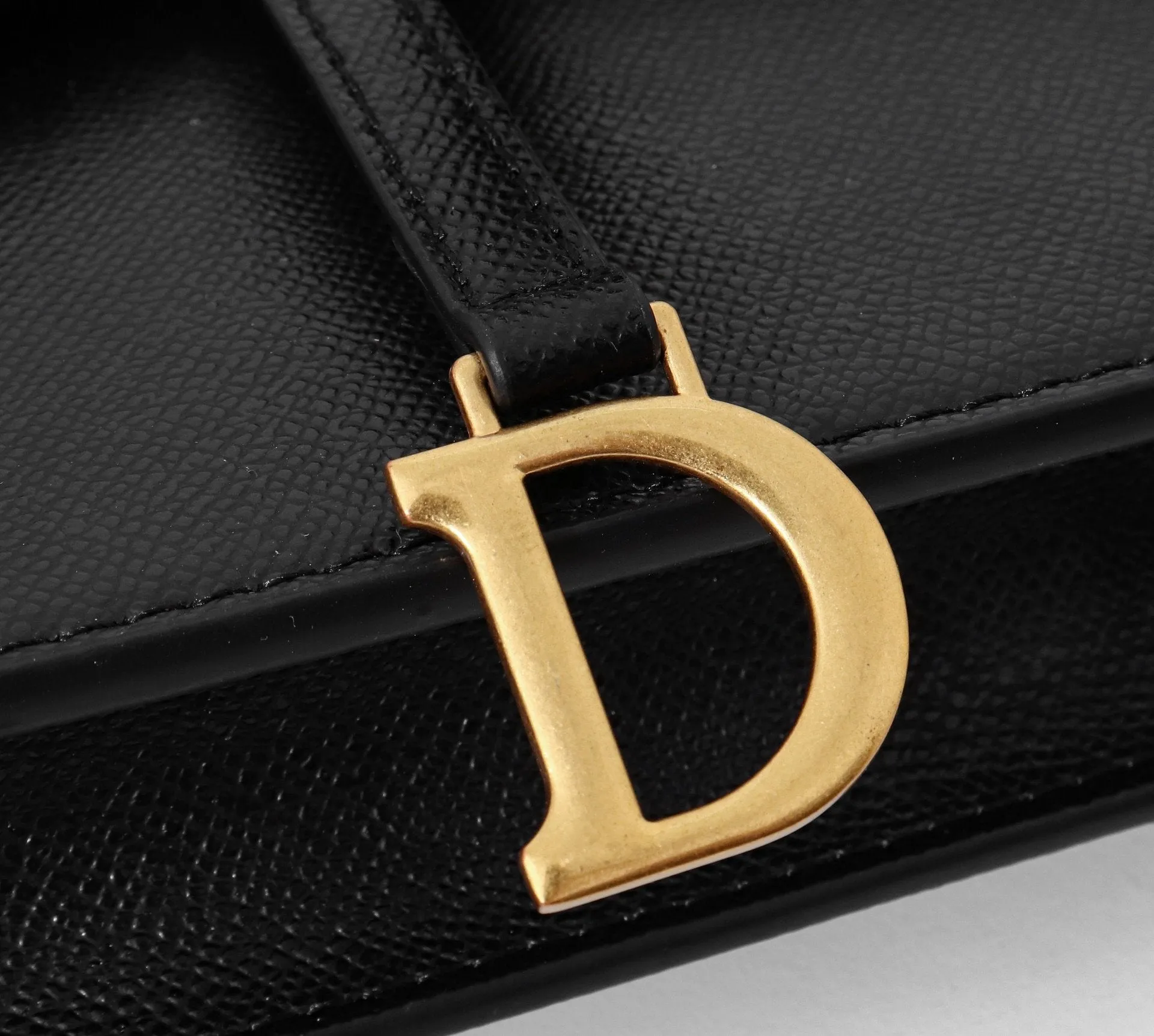 Designer Handbags DR 147