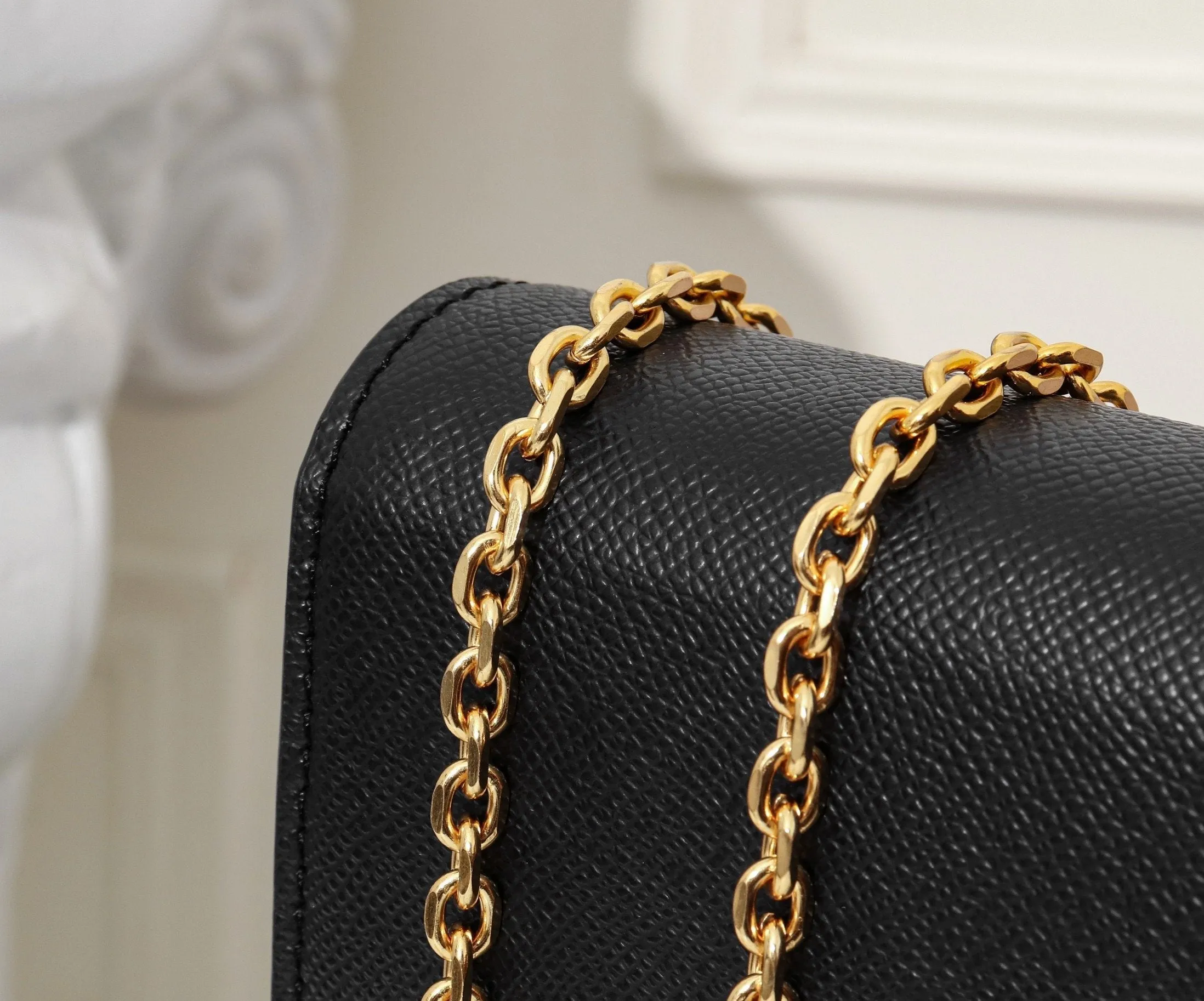 Designer Handbags DR 147