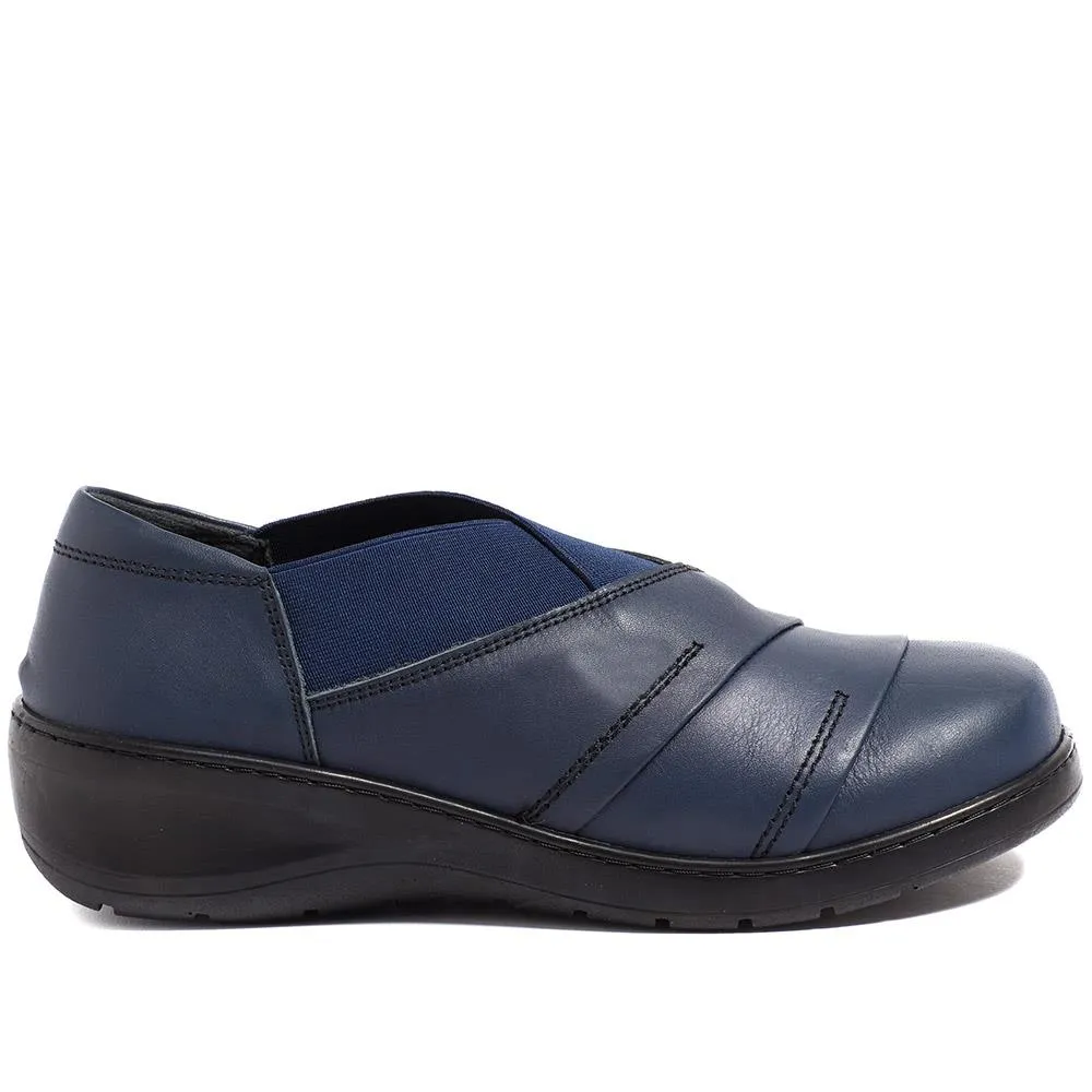 Extra Wide Fit Slip On Shoes - MEGHAN / 320 189